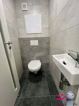 Ev.č. 58801 Nabízíme vám k pronájmu moderní byt 4+kk/L situo