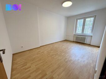 Nabízím k pronájmu byt o dispozici 2+1 a výměře 48 m² s lodž