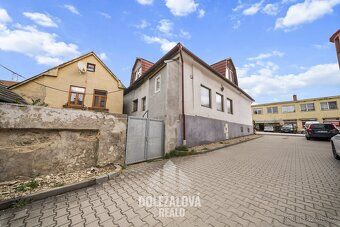 Ev.č. 00870 Nabízím k pronájmu prostorný byt o dispozici 4+1