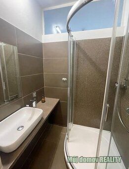 Nabízíme k pronájmu útulný byt o dispozici 2+1 o celkové plo