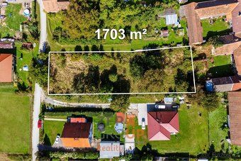 Ev.č. 00373 Nabízíme prodej slunného stavebního pozemku o vý