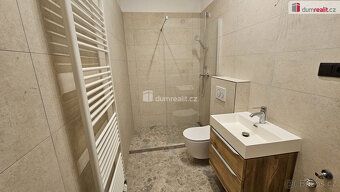 +popl. 700, +elektřina, pronájem 4+1 105m² P8 Libeň, Turnovs