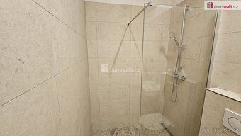 +popl. 700, +elektřina, pronájem 4+1 105m² P8 Libeň, Turnovs