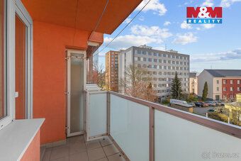 Nabízíme k prodeji byt 1+1 o velikosti 38 m² s lodžií 5m2 ve