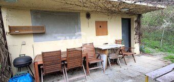 Někdy stačí zavřít bránu, rozdělat kamna a uvařit čaj. Svět 