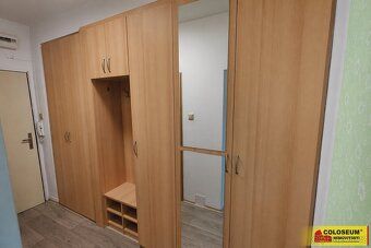 Ev.č. 5436BL003 Nabízíme k pronájmu byt o dispozici 2+1 v kl