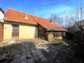 Prodej menšího přízemního domku o užitné ploše 65m2, určenéh