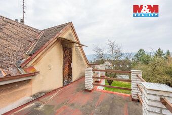 Nabízíme k prodeji rodinný dům s jedinečnou atmosférou a vel