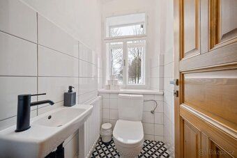 Nabízíme k prodeji apartmán o dispozici 3+kk o užitné ploše 