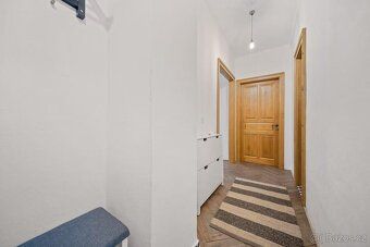 Nabízíme k prodeji apartmán o dispozici 3+kk o užitné ploše 
