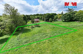 Nabízím k prodeji rovinný pozemek o rozloze 2061 m², určený 