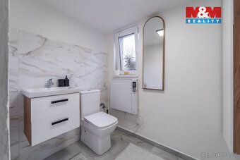 Nabízíme k prodeji rodinný dům o dispozici 3+kk s užitnou pl