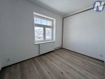 Nabízím pronájem 2 bytových jednotek a 1 nebytového prostoru
