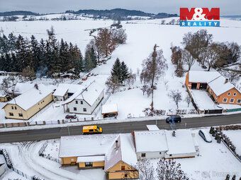 Nabízíme k prodeji útulný rodinný dům po rekonstrukci v klid