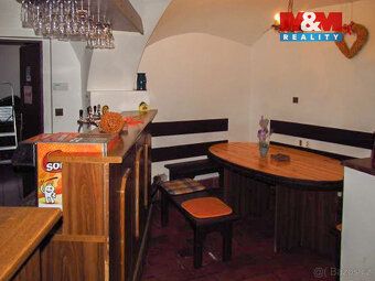 V blízkosti centra města Litoměřice nabízíme k pronájmu zave