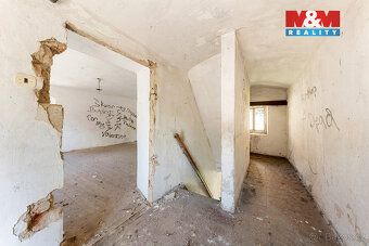 Nabízíme k prodeji rodinný dům v klidné části malebné vesnic