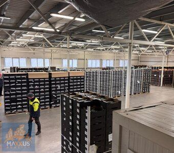 K pronájmu nabízíme skladovací halu o cekové výměře 1 762 m2
