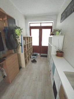 Prodej rodinného domu se dvěma byty 3+kk v přízemí a vlastní