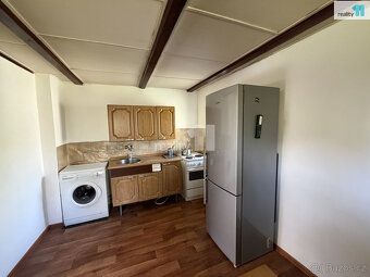 + odměna RK, Nabízíme k prodeji útulnou rekreační chalupu s 