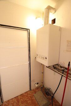 K pronájmu nabízíme byt 1+1 o rozloze 40 m2 s lodžií, který 