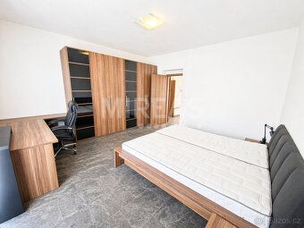 Nabízíme k pronájmu byt 2+kk o výměře 51 m² v ulici Bělská, 