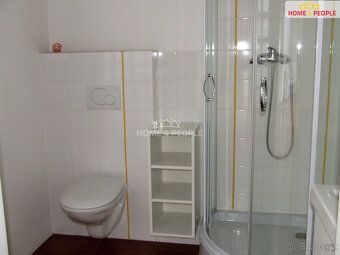 +popl. 3500, + vratná kauce 1 měsíční nájem + provize RK, Na
