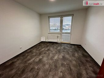 Měsíční zálohy na energie: 2.500,- plyn, 1.500,- elektřina, 