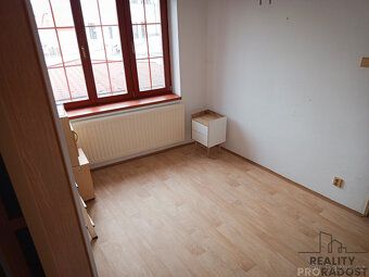 Prodej rodinného domu dispozice v centru města Skuteč. Dispo