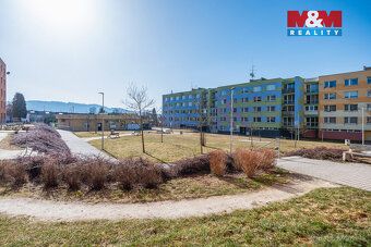Nabízíme k prodeji prostorný byt o dispozici 4+1 a užitné pl