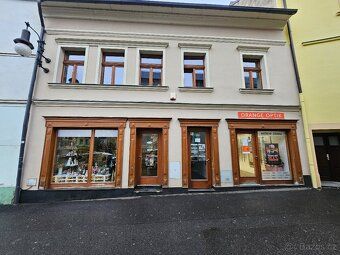 Nabízíme pronájem obchodních, nebo kancelářských prostor v c