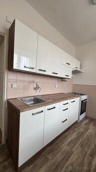Pronájem bytu 2+1, 46 m², Olomouc – Masarykova třída, balkon
