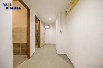 Nabízíme k pronájmu ateliér o dispozici 1+kk a celkové ploše