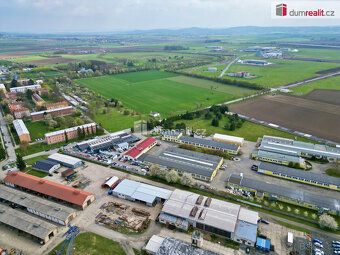 , Pronájem výrobních a skladových prostor v Holešově | až 1 