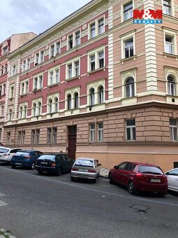 Byt 1+1 s malou kuchyňkou s užitnou plochou 34 m2 v druhém p