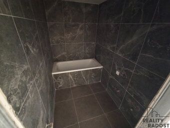 Prodej rodinného domu v obci Veltruby. Dům o dispozici 4+kk 