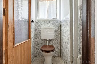 V exkluzivním zastoupení nabízíme pěkný zděný rodinný dům 4+