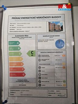 Ve výhradním zastoupení majitele Vám nabízíme k pronájmu pln
