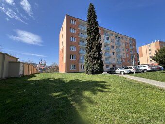 Nabízíme k pronájmu krásný byt 1+1 o rozloze 35 m v klidné l