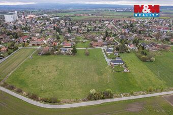 Nabízíme k prodeji stavební pozemek 3 698 m² v klidné části 