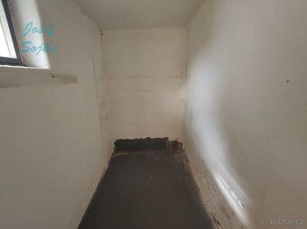 Nabízíme k prodeji zemědělskou usedlost nacházející se v čás