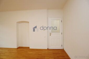 Nabízíme pronájem bytu 4+1, o ploše 92m2, ve 2. patře cihlov