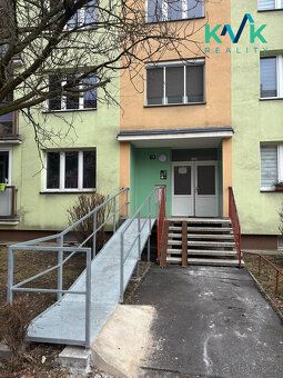 Nabízíme k pronájmu kompletně zrekonstruovanou garsoniéru o 