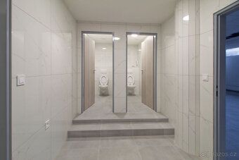 Na pronájem obchodní prostor o podlahové ploše 260 m². K pro