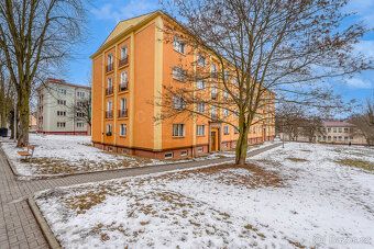 Nabízíme k pronájmu světlý a vkusně zrekonstruovaný byt 2+1 