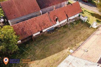 Nabízíme k prodeji jedinečnou zemědělskou usedlost v malebné