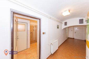 Nabízíme k prodeji udržovaný rodinný dům s charakterem a his