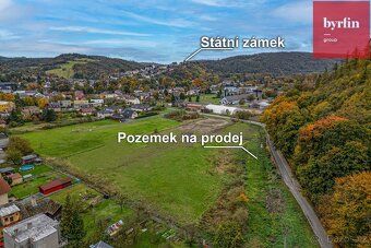 Nabízíme k prodeji krásný stavební pozemek o velikosti 1216 