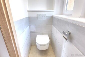 Dobrý den, nabízím k přímému prodeji (bez provize RK) světlý