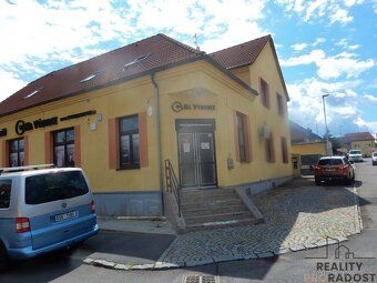 Pronájem prostorného nebytového prostoru o velikosti, 170m²,