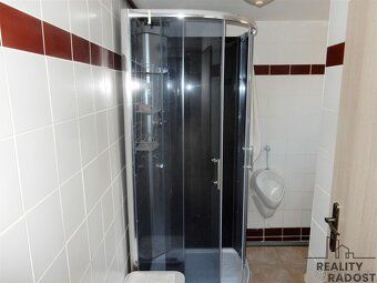 Pronájem prostorného nebytového prostoru o velikosti, 170m²,